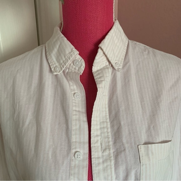 Merona Lt Pink and White Striped Button Down Collar Women’s Shirt size Medium - Picture 2 of 8